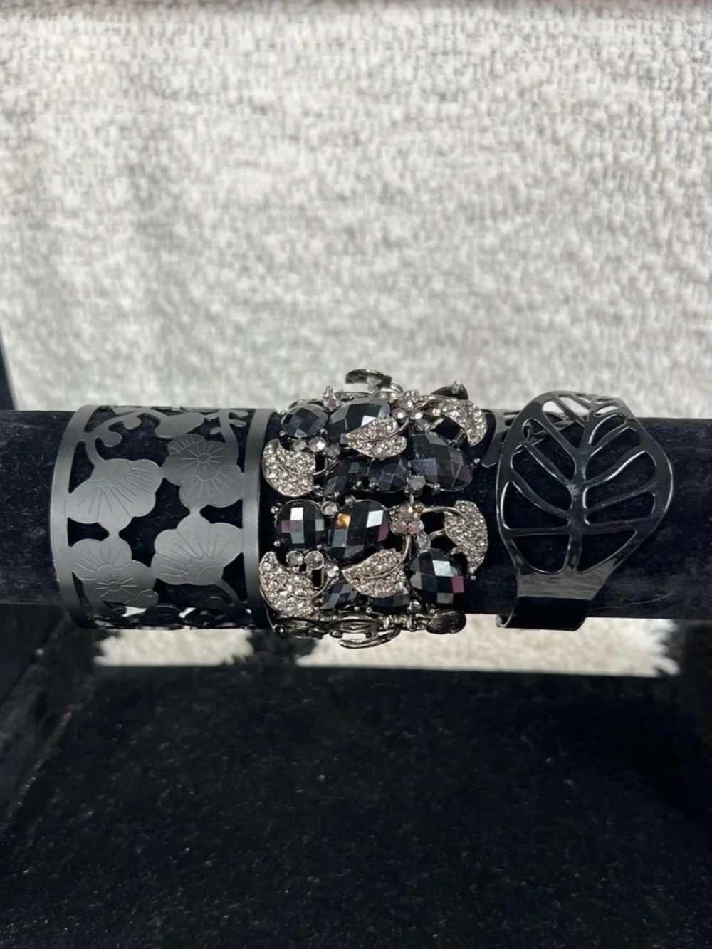 Chunky Black & silver tone bangle bracelet set